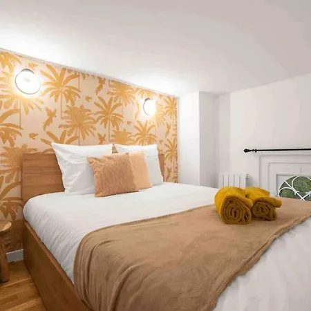 Appartamento Montmartre Sacré-coeur, Jardin 6 à 8p Parigi